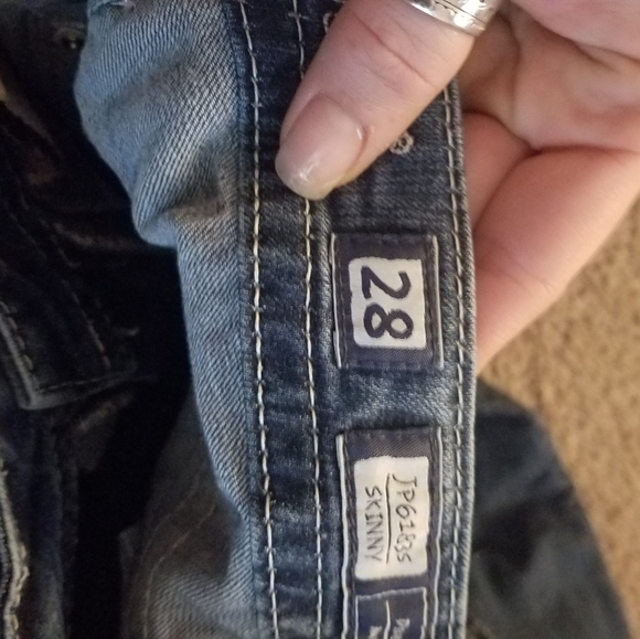 MissMe (NOT WEARABLE) - Picture 5 of 5